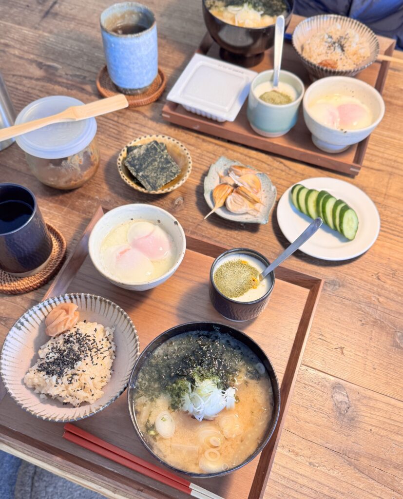 納豆・味噌汁・玄米ごはん・海苔——スペルミジンたっぷりの和食ランチ（店長miko宅の昼ごはん）